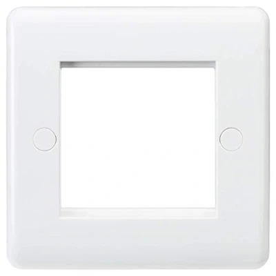 Imagen de Knightsbridge CU2G Placa frontal modular de 2 bandas con borde curvo, blanca