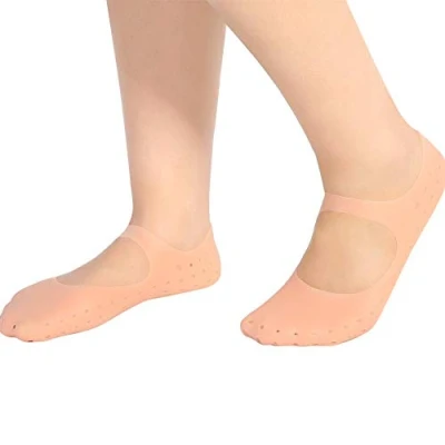 Imagen de Calcetines De Silicona Para Mujer Hidratante Color Piel Reutilizables Pies Con Callos Silicona, 1 Par Protección