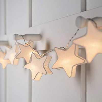 Imagen de Lights4fun Cadena de Luces con 10 LED Blanco Cálido en Estrellas Papel Blancos a Pilas Temporizador Luz Nocturna Decoración para Dormitorio Infantil
