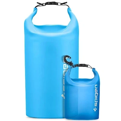 Imagen de Spigen Aqua Shield Set de Bolsa Impermeable [IPX6, 20L + 2L] Dry Bag con Correa Larga Ajustable para Playa, Piscina, Natación, Camping, Kayak, Pesca y Rafting, etc Azul