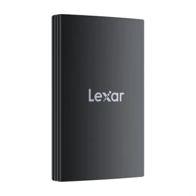 Imagen de Lexar Armor 700 SSD Portátil 4TB, hasta 2000 MB/s de Lectura y Escritura USB 3.2 Gen 2x2, Externo IP66 Resistente al Agua Polvo, Compatible con Mac, iPhone 15 Pro, Cámara (LAR700X004T RNBNG)