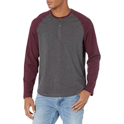 Imagen de Amazon Essentials Camiseta de manga larga con cuello Henley y corte recto (disponible en talla grandes largos especiales) Hombre, Carbón Mezcla/Granate, M