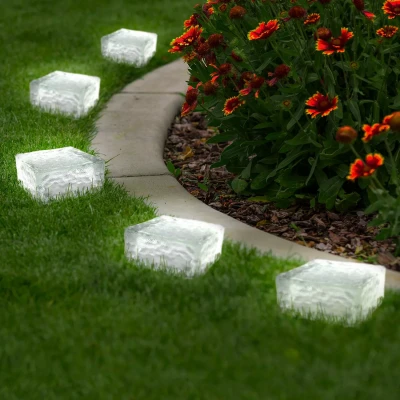 Imagen de Lote de 8 adoquines solares vidrio con 4 LED blancos para la iluminación del jardín