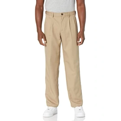 Imagen de Amazon Essentials Pantalón de Vestir con Pinzas, Cintura Expansible y Ajuste Clásico Hombre, Marrón Caqui, 35W / 28L