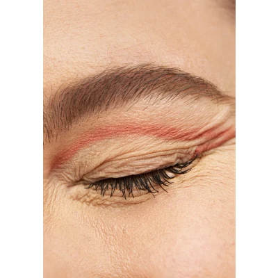 Imagen de 3INA MAKEUP The 24h Eye Stick 505 Rojo teja Sombra de Ojos en Barra Cremosa Alta Pigmentación Waterproof Sombras Multiusos Vegan Cruelty Free