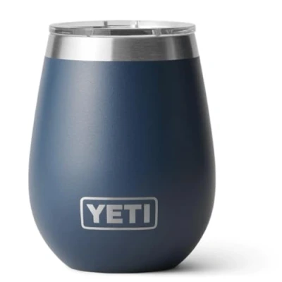 Imagen de YETI Rambler Vaso de vino acero inoxidable aislado al vacío con tapa Magslider, color azul marino, 296 ml