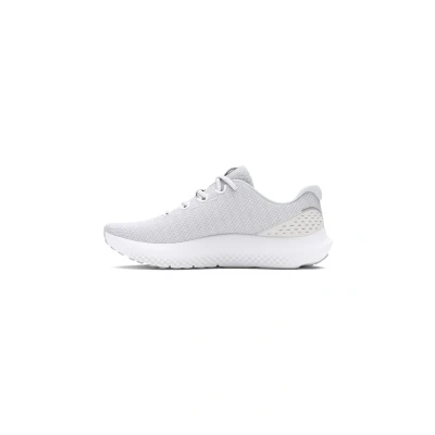 Imagen de Under Armour UA W Charged Surge 4 Deportivas de mujer, ligeras y transpirables zapatillas para correr, color blanco/neblina distante/plateado metálico
