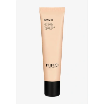 Imagen de KIKO Milano Smart Hydrating Foundation 02 Wr 05, Base De Maquillaje Hidratante Y Uniformadora