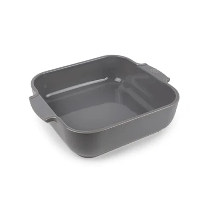 Imagen de PEUGEOT Fuente cuadrada de cerámica para horno 21 cm (asas incluidas) x 17,5 6 Capacidad: 1,1 L Porción individual Fabricado en Francia Color gris claro