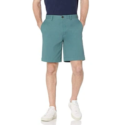 Imagen de Amazon Essentials Pantalones Cortos Chinos de 23 cm con Corte Clásico Hombre, Verde Salvia, 33W