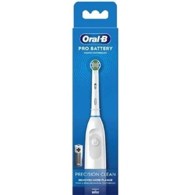 Imagen de limpia en profundidad tus dientes y encías con el cepillo de eléctrico Oral B Advance Power 400