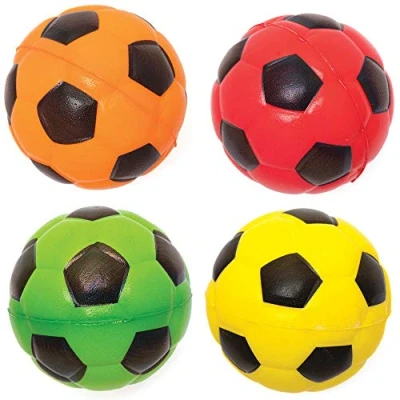 Imagen de Baker Ross AX325 Mini Bolas Antiestrés Fútbol Paquete De 6, Perfectas Para Bolsas Fiesta, Regalos, Juguetes Bolsillo O Pequeños Regalos Niños