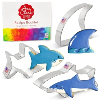 Imagen de Ann Clark Cookie Cutters Juego de 3 cortadores galletas tiburón con libro recetas, bebé, aleta y