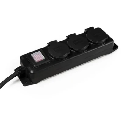 Imagen de McPower Regleta de jardín 3 Tomas con Interruptor, IP44, para Exterior, Carcasa Resistente y montable, Cable 1,5m, 250V 16A 3600W, Negro