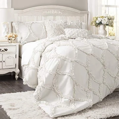 Imagen de Lush Decor Avon Juego de edredón 3 Piezas, tamaño King, Color Blanco, Cama Granja, Elegante Ropa con Volantes, Texturizado Suave, decoración