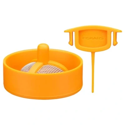 Imagen de Fiskars Kit de mantenimiento, Recambio original para aspersores oscilantes (Solid, Comfort, X Series), Con herramienta limpieza boquillas y filtro tubo, 1072123