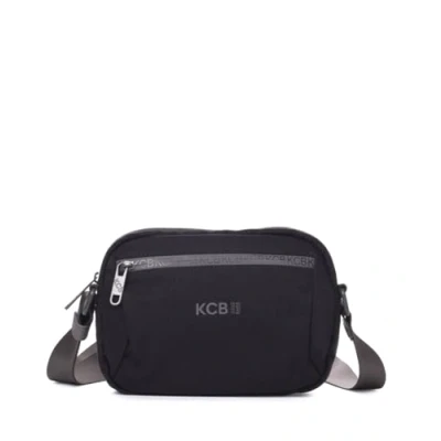 Imagen de KCB Bandolera Grande Shine Estilo Compacto, Funcional y Espacioso Diseño Moderno Accesible Perfecto para el Día a Asas Ajustables 100% Vegano Color Negro