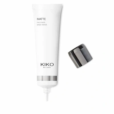 Imagen de KIKO Milano Matte Face Base matificante y uniformadora para el rostro. Matifica reduce las imperfecciones de la piel