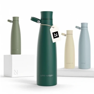 Imagen de LARS NYSØM Botella de Acero Inoxidable aislada 0,75l Agua 0,75 litro a Prueba Fugas para Deportes, Bicicleta, Perro, (Pine Green, 750ml)