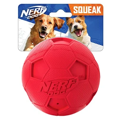 Imagen de Nerf Dog Juguete de Pelota fútbol para Perros con chirriador Interactivo, Ligero, Duradero y Resistente al Agua, 4 Pulgadas, Razas Medianas/Grandes, Unidad única, Rojo
