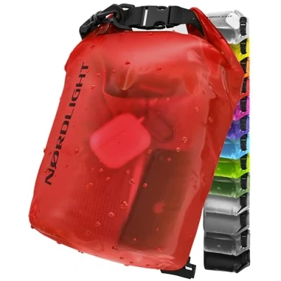Imagen de Nordlight Dry Bag Y Bolsa Impermeable (15L, Rojo) con Cierre Enrollable Correa para El Hombro Natación, Playa, Piragüismo, Stand Up Paddling, Buceo