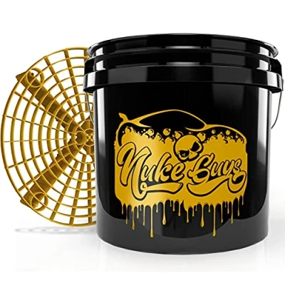Imagen de Nuke Guys Golden Bucket Limited Set, Cubo de Lavado GritGuard 3,5 galones y Inserto Huevo en Oro, Coche con Filtro Suciedad para el Suave Coche/Motocicleta