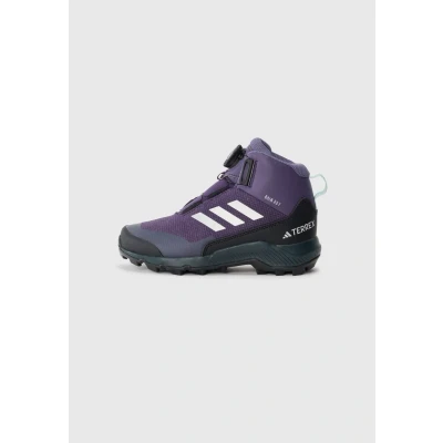 Imagen de adidas Terrex Winter Mid Boa Rain.rdy Hiking Shoes, Zapatos de Senderismo Unisex niños, Aurora Plum Matte Silver Core Black, 6.5 UK Child