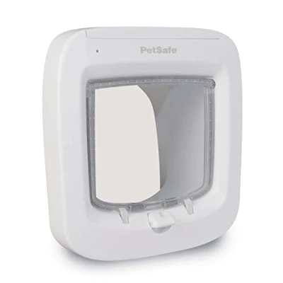 Imagen de PetSafe Gatera con Microchip, Puerta para Gatos Acceso Selectivo, Mantiene Fuera A Extraños, Fácil Instalación, de hasta 7 kg Blanco