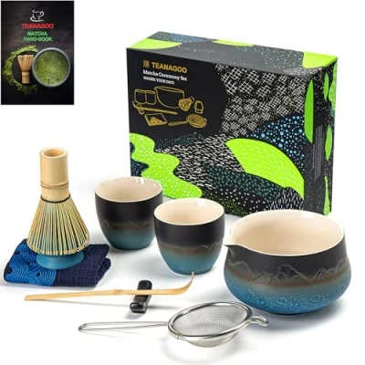 Imagen de TEANAGOO Matcha Set Whisk Bowl con pico vertedor Scoop Holder Tea Making Kit. Juego de té japonés (7 piezas) + 2 tazas (5.6oz),S33,Gradient Navy Black