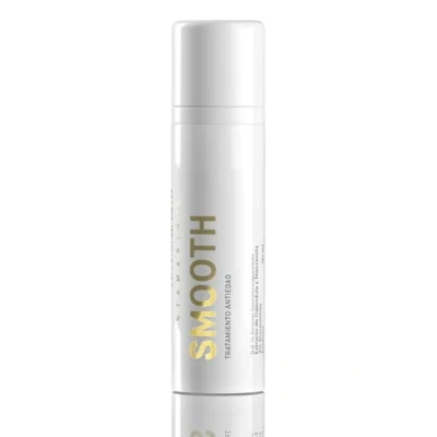 Imagen de Santamarina Cosmetics Serum retinol puro para la cara 0.2 SMOOTH Noche Piel Normal Tratamiento contra los primeros signos del Envejecimiento Antioxidante y Antienvejecimiento 30 ml
