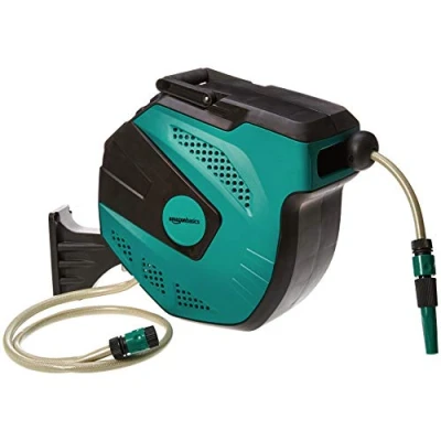 Imagen de Amazon Basics Enrollador automático de manguera para pared, Verde, 15 m