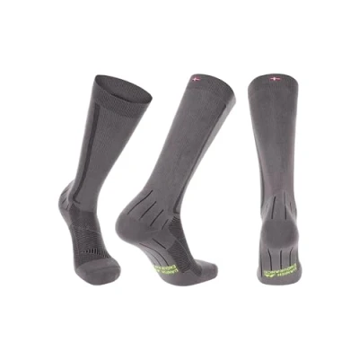 Imagen de DANISH ENDURANCE Calcetines de Compresión Mujer y Hombre, Deporte, Running, Recuperación, 1 Par Gris/Nero, 39 42