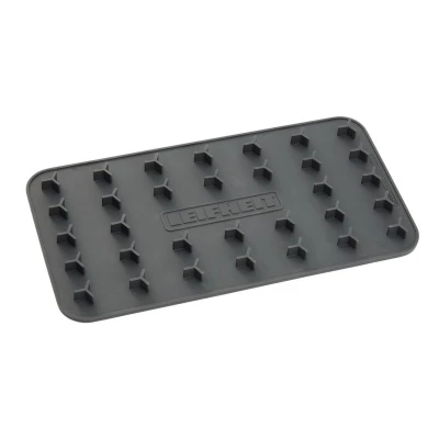 Imagen de Leifheit alfombrilla de silicona para estacionar la plancha, antideslizante resistente al calor proteger su tabla planchar, gris, 25,5 x 14 cm