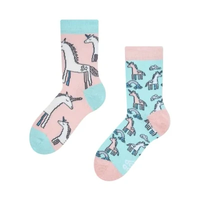 Imagen de Dedoles Calcetines Unisex Hombre Mujer y Niños Algodón muchos diseños divertidos diferente izquierda derecha, color: Multicolor, diseño: Unicornio arcoíris, tamaño: 23 26
