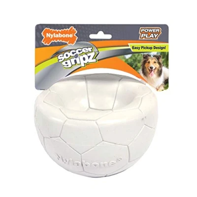 Imagen de Nylabone Power Play Gripz Pelota de fútbol para Perro con diseño fácil Recoger, tamaño Mediano, 5.5 Pulgadas.