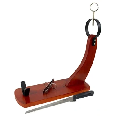 Imagen de Fackelmann Set Soporte Jamonero con Cuchillo y Pinza para Servir, Elegante Diseño Tipo Góndola, Madera de Pino Color Caramelo, Herrajes Acero, 38x36x16 cm, Acero Inoxidable 34 cm