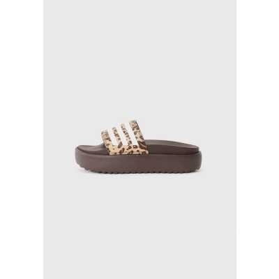 Imagen de adidas Adilette Platform Slides, Chanclas Mujer, Shadow Brown/Cloud White/Magic Beige, 42 EU