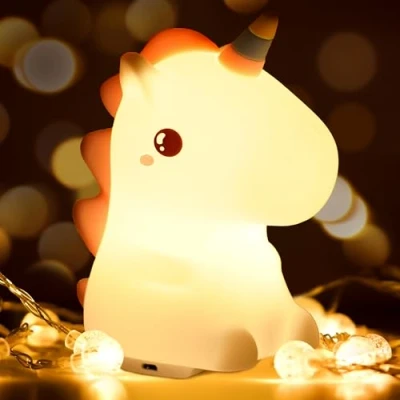 Imagen de kidoo Lámpara de Mesita Noche, Luz Nocturna Infantil, LED 8 Colores para Bebé, Control Remoto, Eficiencia Energética y Brillo Ajustable, Carga USB, Iluminación Infantil (Unicorn)