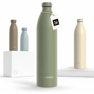 Imagen de Lars NYSØM Botella de Acero Inoxidable aislada 1,5l Agua 1,5 litro a Prueba Fugas para Deportes, Bicicleta, Perro, (Sage Green, XL 1500ml)