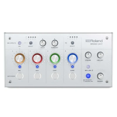 Imagen de mezclador de doble bus para gaming Roland BRIDGE CAST en blanco hielo Interfaz streaming audio y profesional gamers online DSP hardware 32 bits