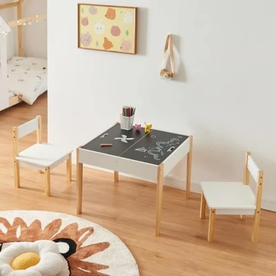 Imagen de [en.casa] Juego de Mesa y 2 Sillas para Niños Smedjebacken Conjunto Infantil 3 Piezas con Tableros Pizarra 4 Compartimentos MDF Pino 50 x 62 cm Blanco/Natural