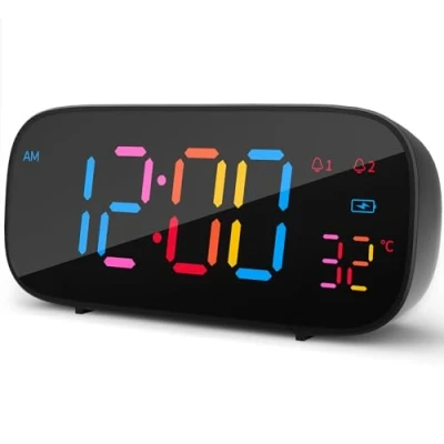 Imagen de LIORQUE Reloj Despertador Digital, Digital Pilas con Pantalla LED de Colores y Temperatura, Función Repetición, 0 100% Brillo, 8 Tonos, 2 Alarmas, 12/24H, Puerto Carga USB