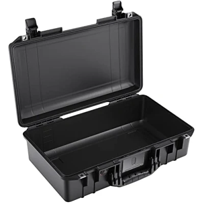 Imagen de Peli 1525 Air Maleta Protectora Ligera para cámaras, Objetivos, Flashes y Otros Equipos fotográficos, estanca e Impermeable al Polvo, 26L de Capacidad, Fabricada en EE.UU., sin Espuma, Color Negro