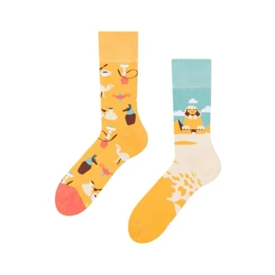 Imagen de Dedoles Calcetines Unisex Hombre Mujer y Niños Algodón muchos diseños divertidos Fútbol Bicicleta diferente izquierda derecha, color: Amarillo, diseño: Egipto, tamaño: 35 38