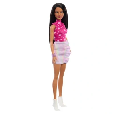 Imagen de Barbie Fashionistas muñeca n. 218, de Moda Coleccionable del 65 Aniversario con Pelo Largo Azul, Top arcoíris y Falda Turquesa para niños niñas + 3 años, HRH16