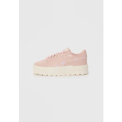 Imagen de PUMA Karmen II Crafted Flowers, Zapatillas Mujer, Rose Quartz White, 42.5 EU