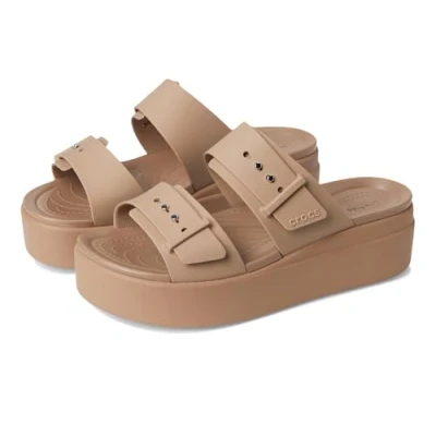 Imagen de Crocs Brooklyn Buckle Low Wedge, Sandalias Mujer, Latte, 33/34 EU