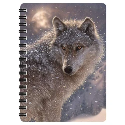 Imagen de 3D LiveLife Libreta Lobo solitario de Deluxebase. pequeña A6 con espiral, lenticular invierno y hojas lisas recicladas. Ilustraciones licencia del reconocido artista Collin Bogle