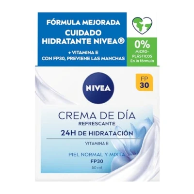 Imagen de NIVEA crema de Día refrescante FP30 (1 x 50 ml), hidratante facial con vitamina E, para piel normal y mixta protección solar