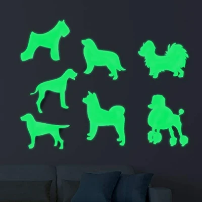 Imagen de Pegatinas de pared BRILLAN EN LA OSCURIDAD. Vinilo decorativo para enchufe o interruptor PERRO BEBE. animales FLUORESCENTES. Láminas luminosas